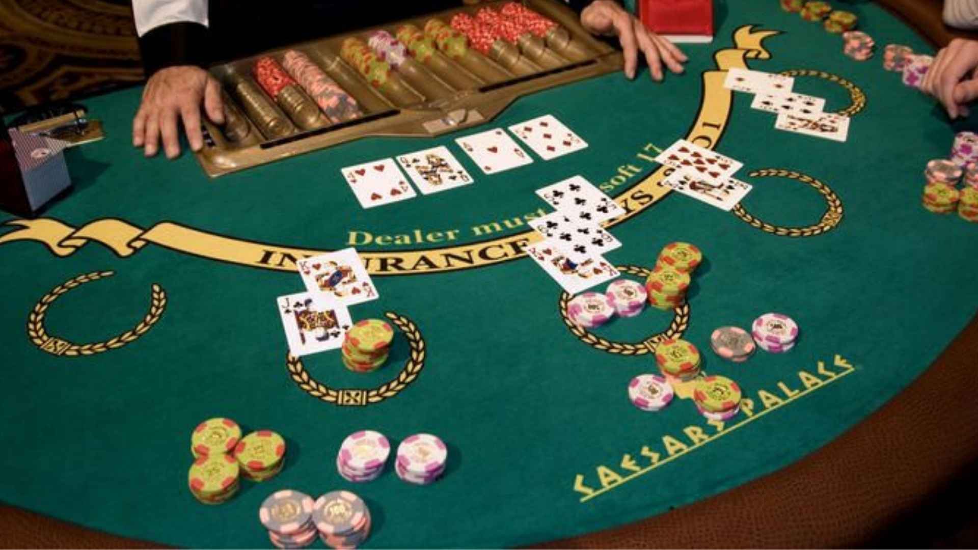 How Players Can Improve Their Understanding of Card Relationships