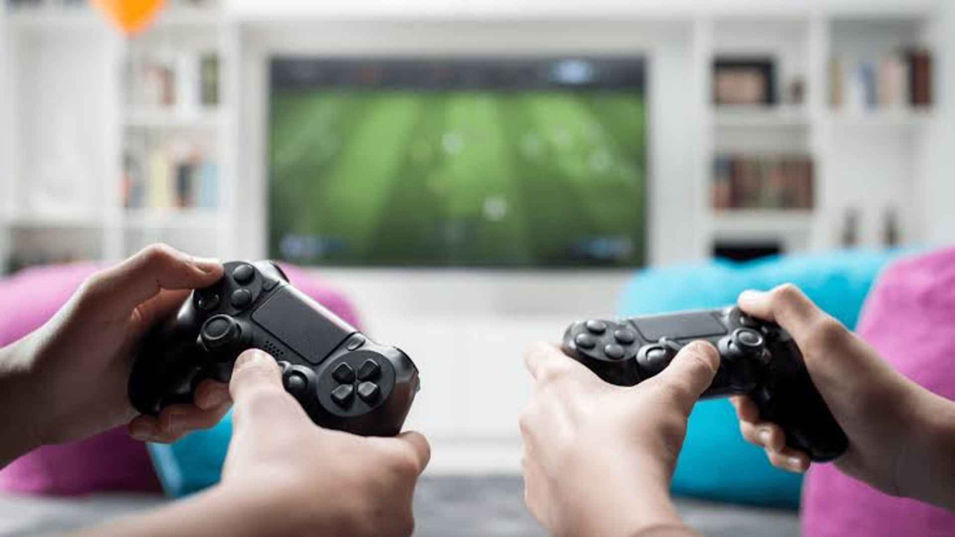 Multiplayer Games with Endless Multiplayer Innovation